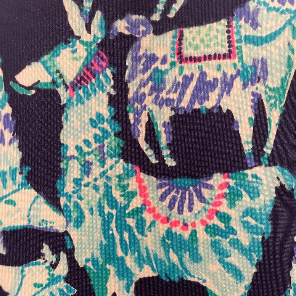 Lily Pulitzer Stretch Shift dress with zipper - Fancy Llama Print - Picture 3 of 3